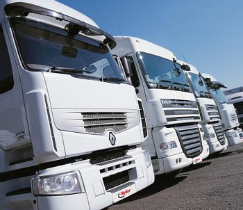 Products_Rental and Leasing_Commercial Vehicle CV (Campaign Image).jpg