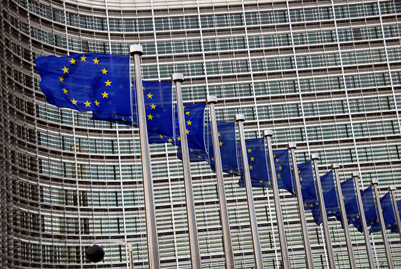 Policy_Economy_EU Flags_1 (Static).jpg